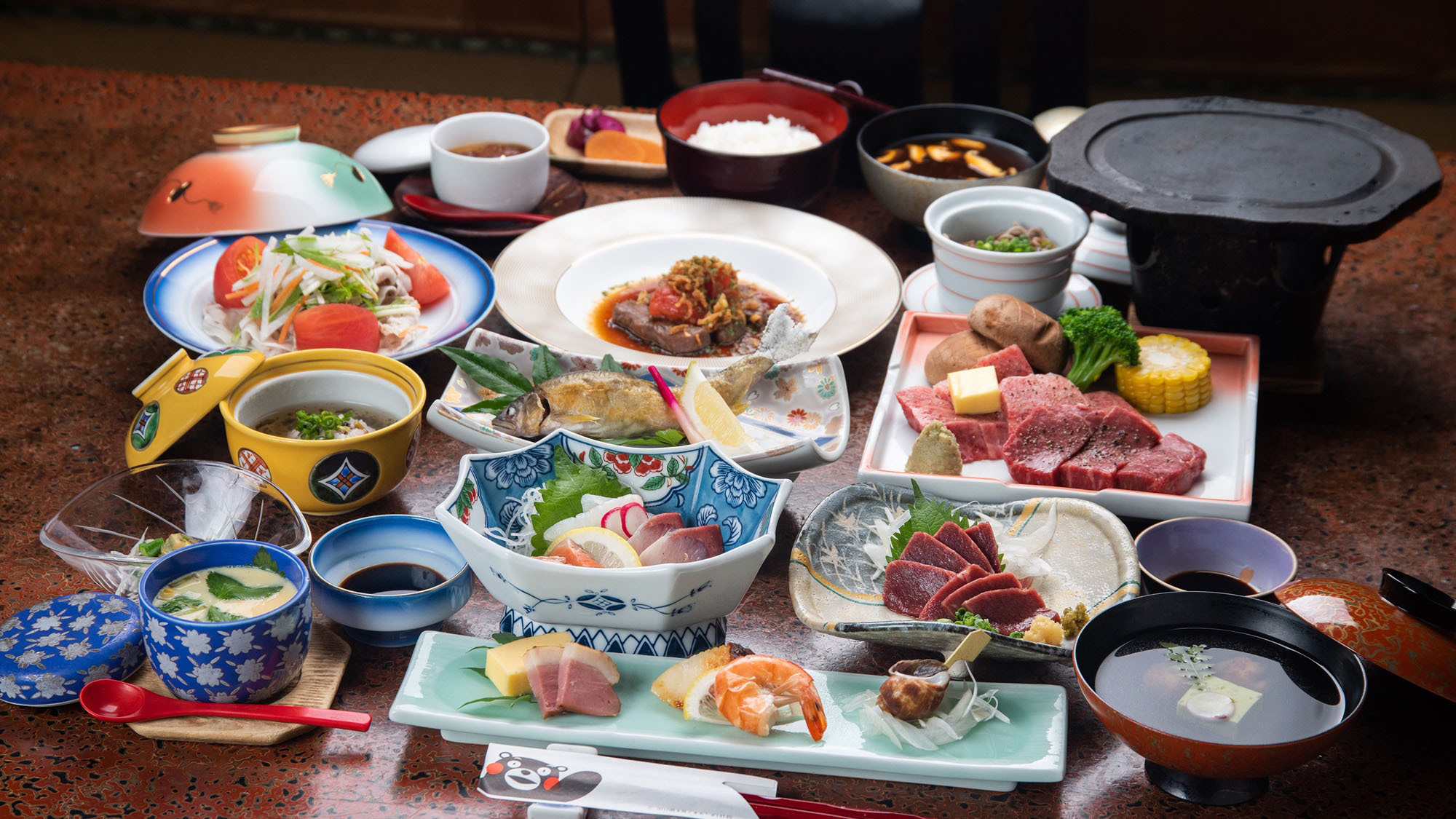熊本の季節の味覚をご堪能いただける全11品の会席料理です。