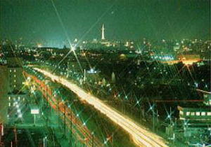 １３階より京都駅方面の夜景