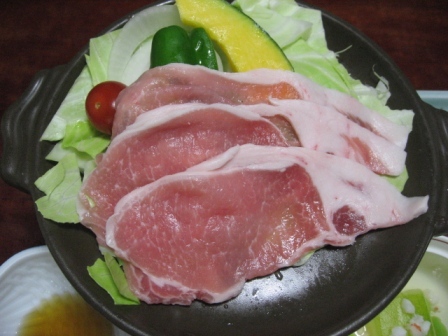 野菜と豚肉の蒸し焼き