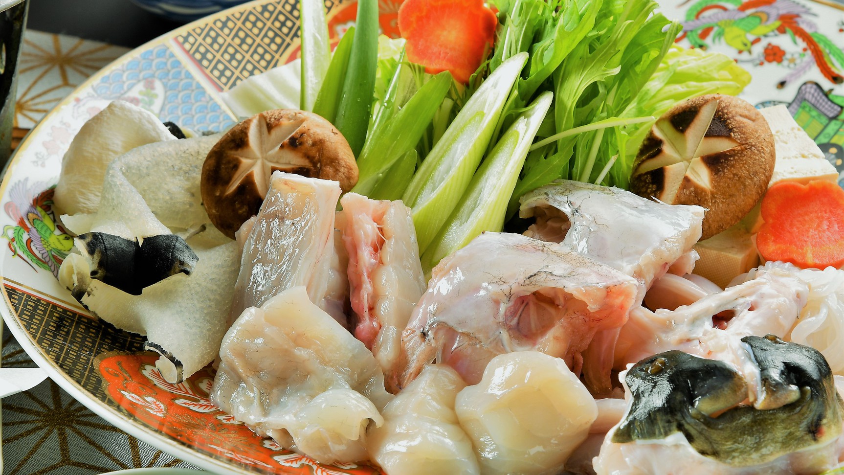 河豚会席イメージふぐ鍋イメージこの美味しさで暖まりたい。鍋の王様です。ご賞味くださいませ。