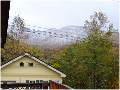 10/26.初雪デッキから毛無山方向