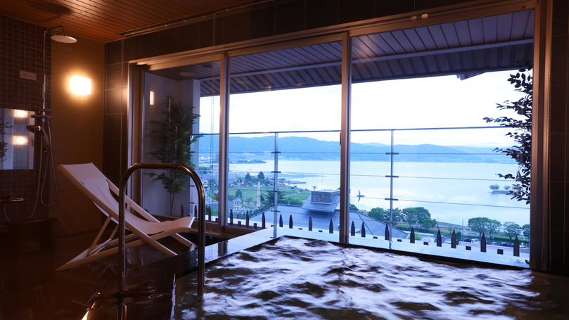 【吉祥・天祥】最上階・半露天風呂付スイート／105平米／〜5名