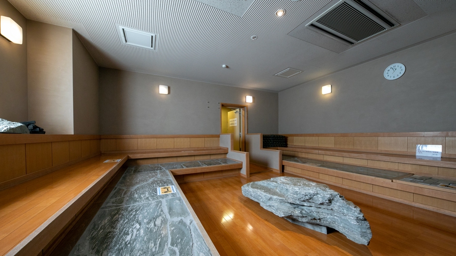 Biz&Spa KISEKINOYU（別館）／ラドン温浴室『温石洞』