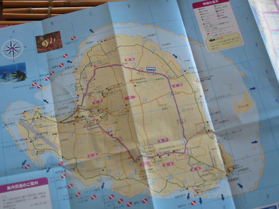 ヨロン島の地図