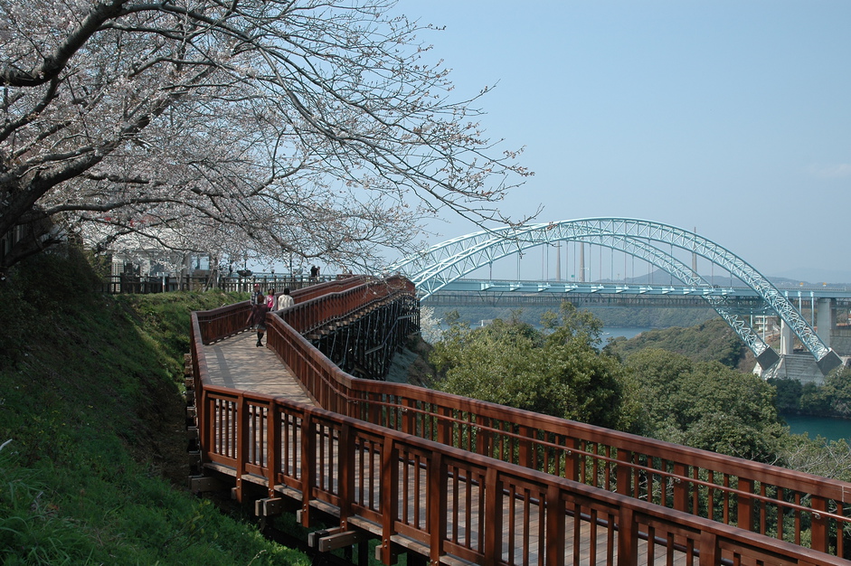 新西海橋への遊歩道