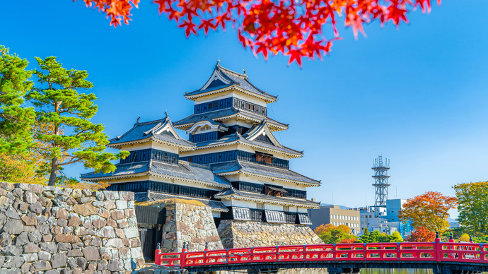 秋の松本城は格別です