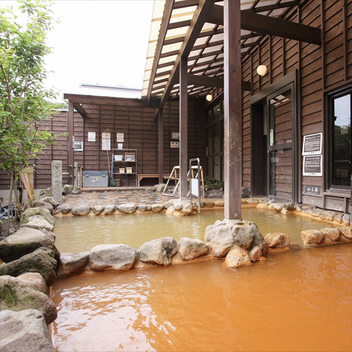 当館の炭酸泉はとろとろした湯触りが特徴的（男性浴場）