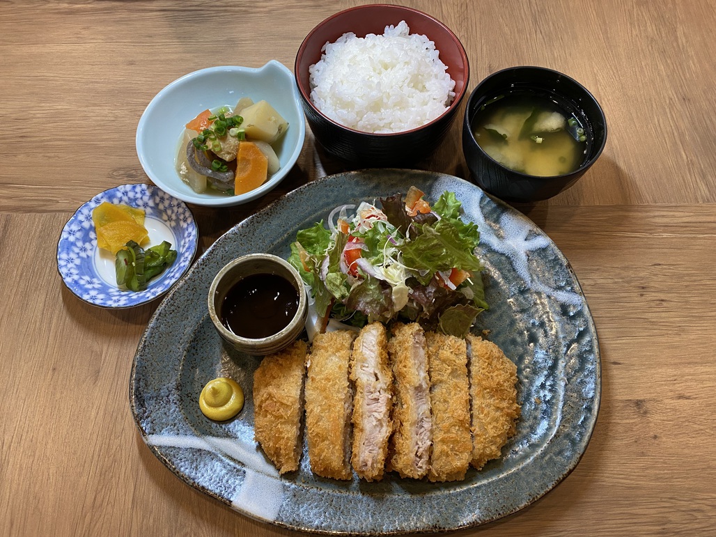 とんかつ御前
