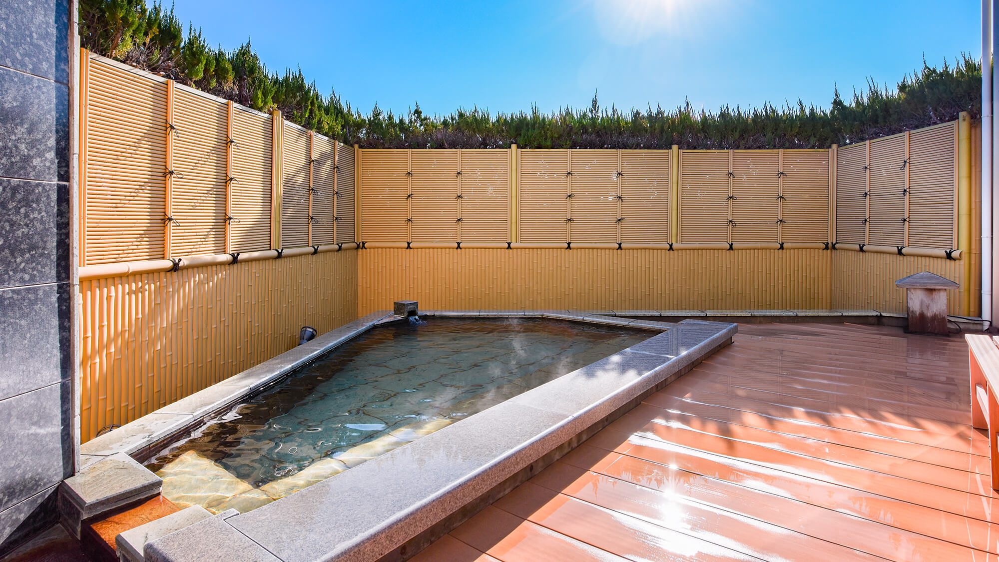 露天風呂付き離れ「花れい」