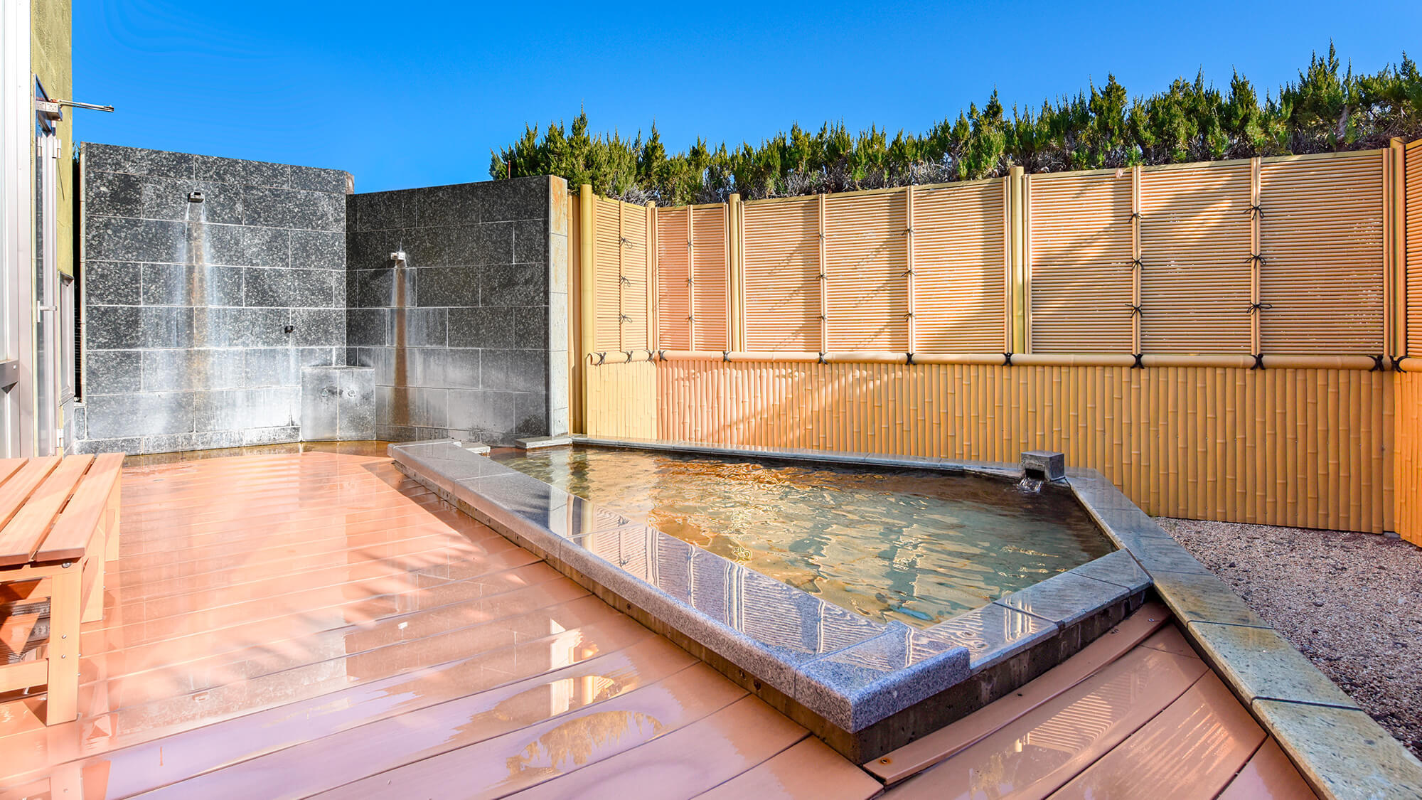 露天風呂付き離れ「花れい」