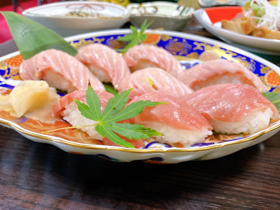マグロ握り