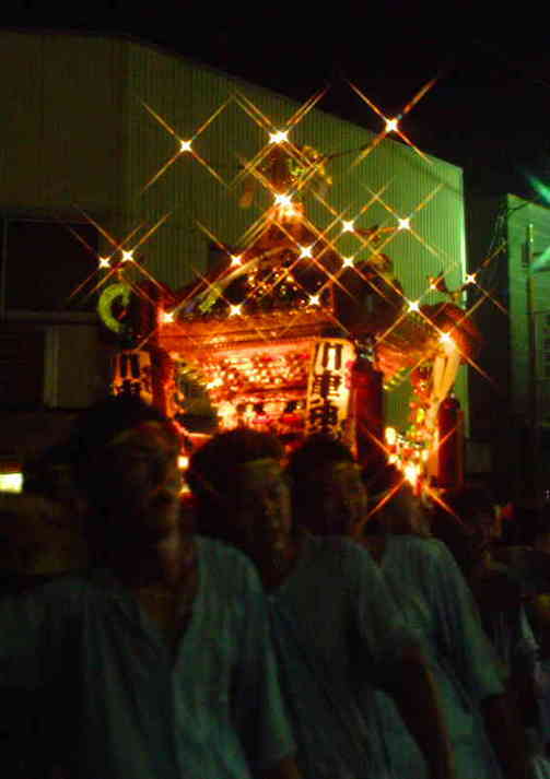 川津地区の神輿