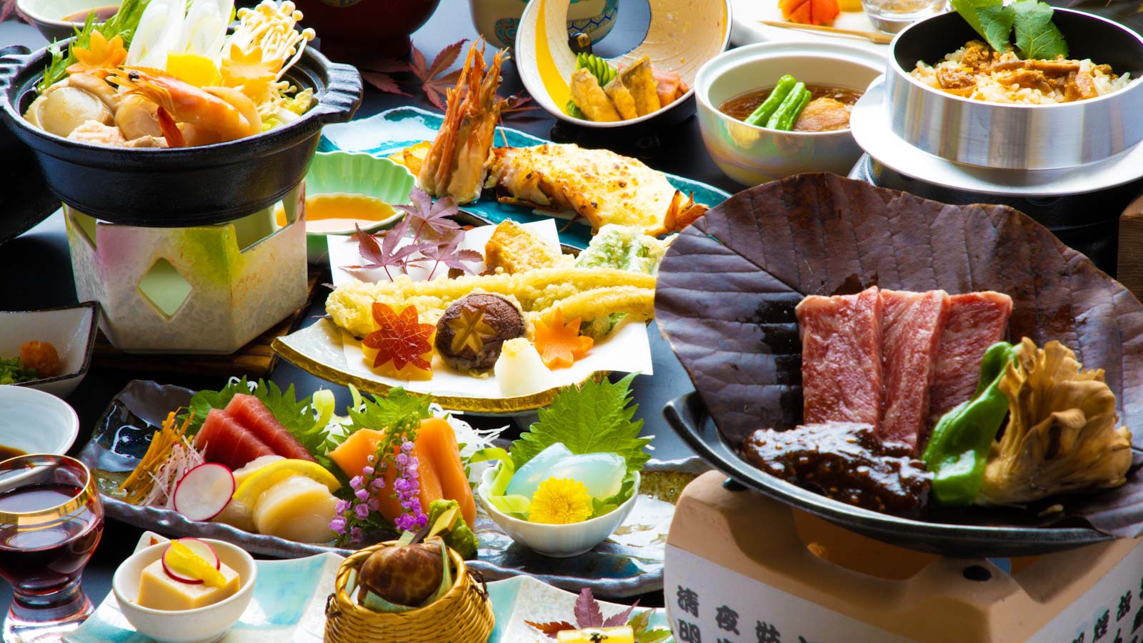 上州牛&鮑・帆立・甘海老などの海鮮蒸しなど上州の地産地消を贅沢に味わう恵み会席