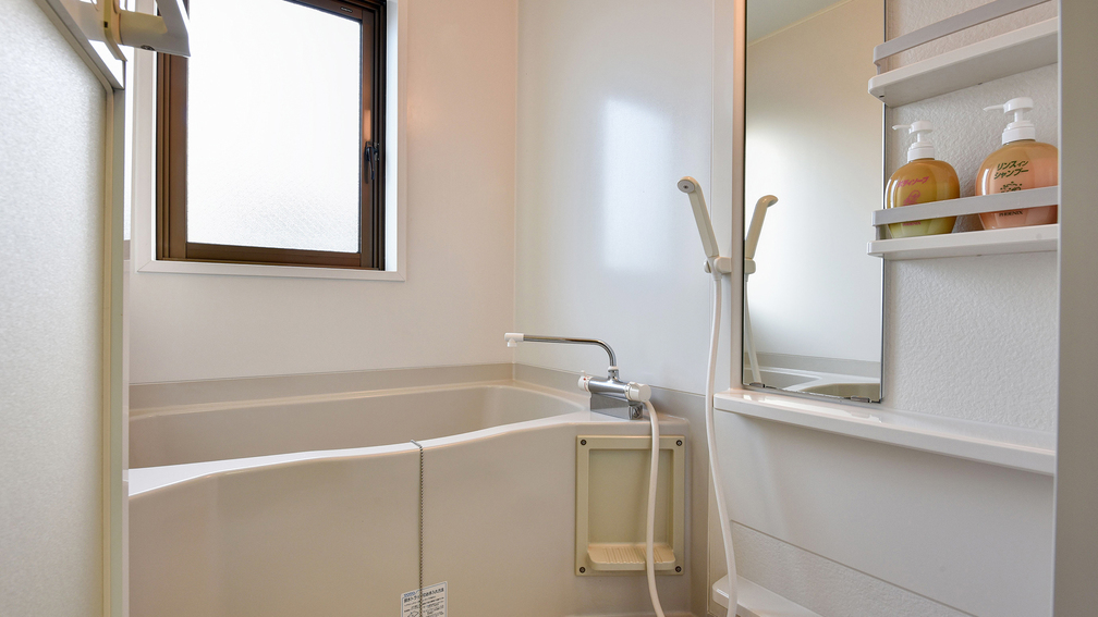 *［禁煙・和室8〜12畳一例］洗い場付のバスルームがある客室も一部ございます