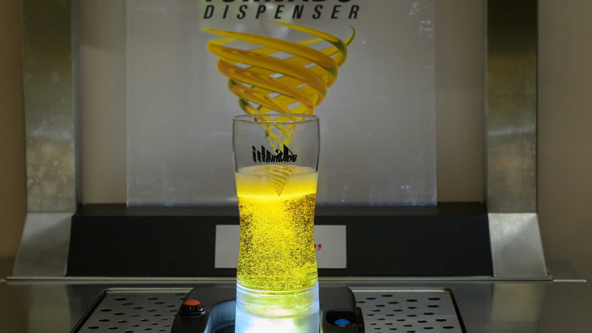 【アルコールドリンクバー】話題のトルネードビールが新登場