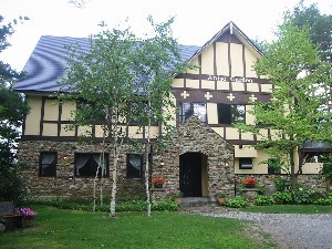 外観も素敵なアニスガーデン