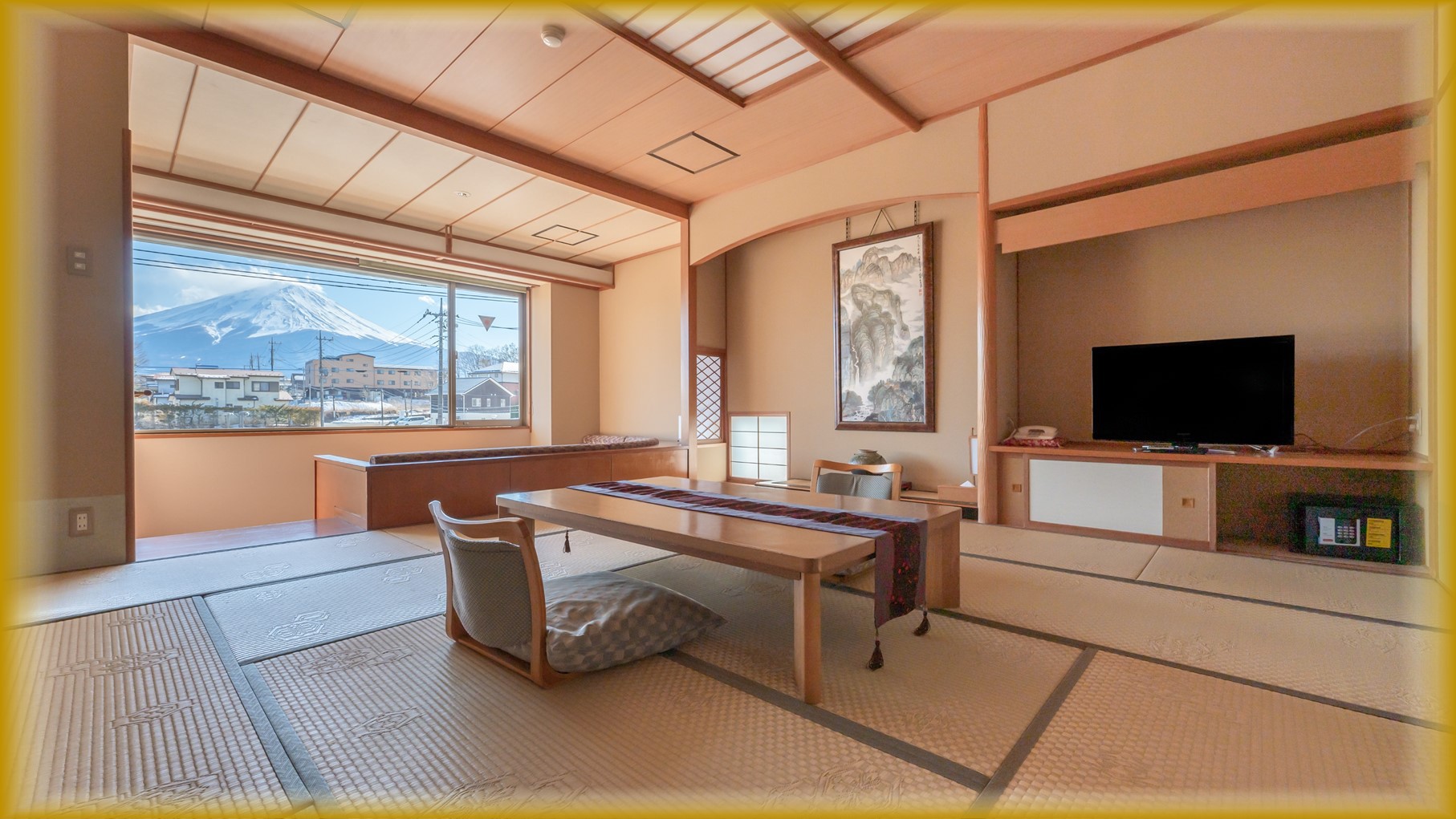 2.3F富士山展望風呂付和室12畳＋広縁ソファ【デラックス】