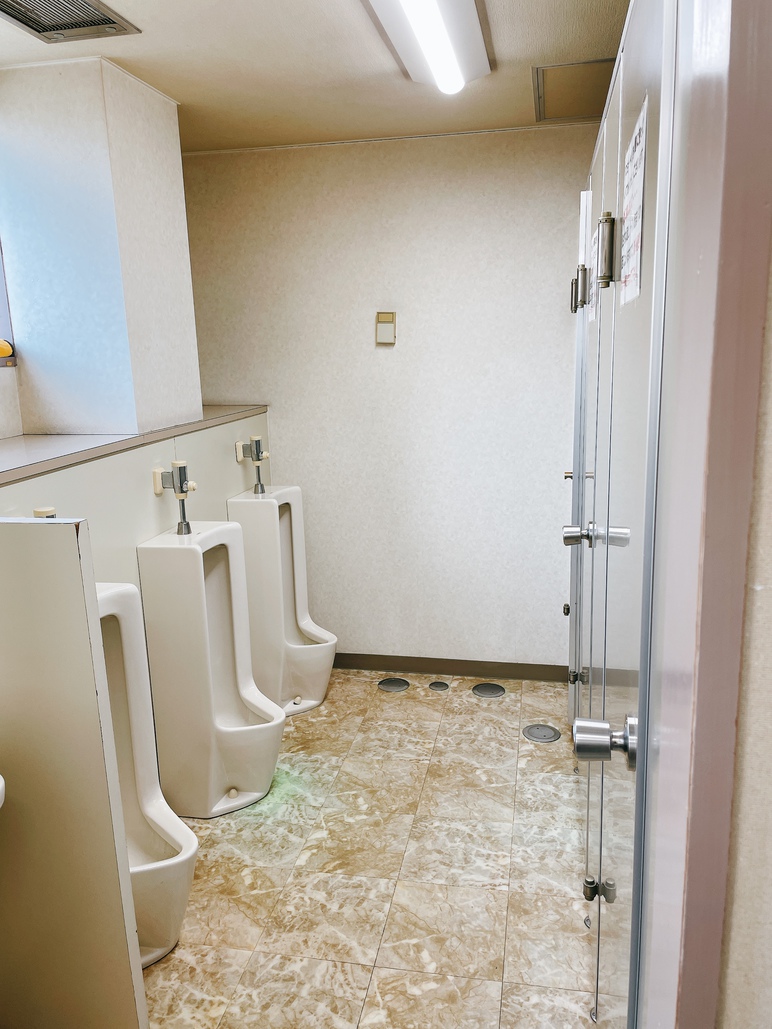２・３階トイレ男女共用