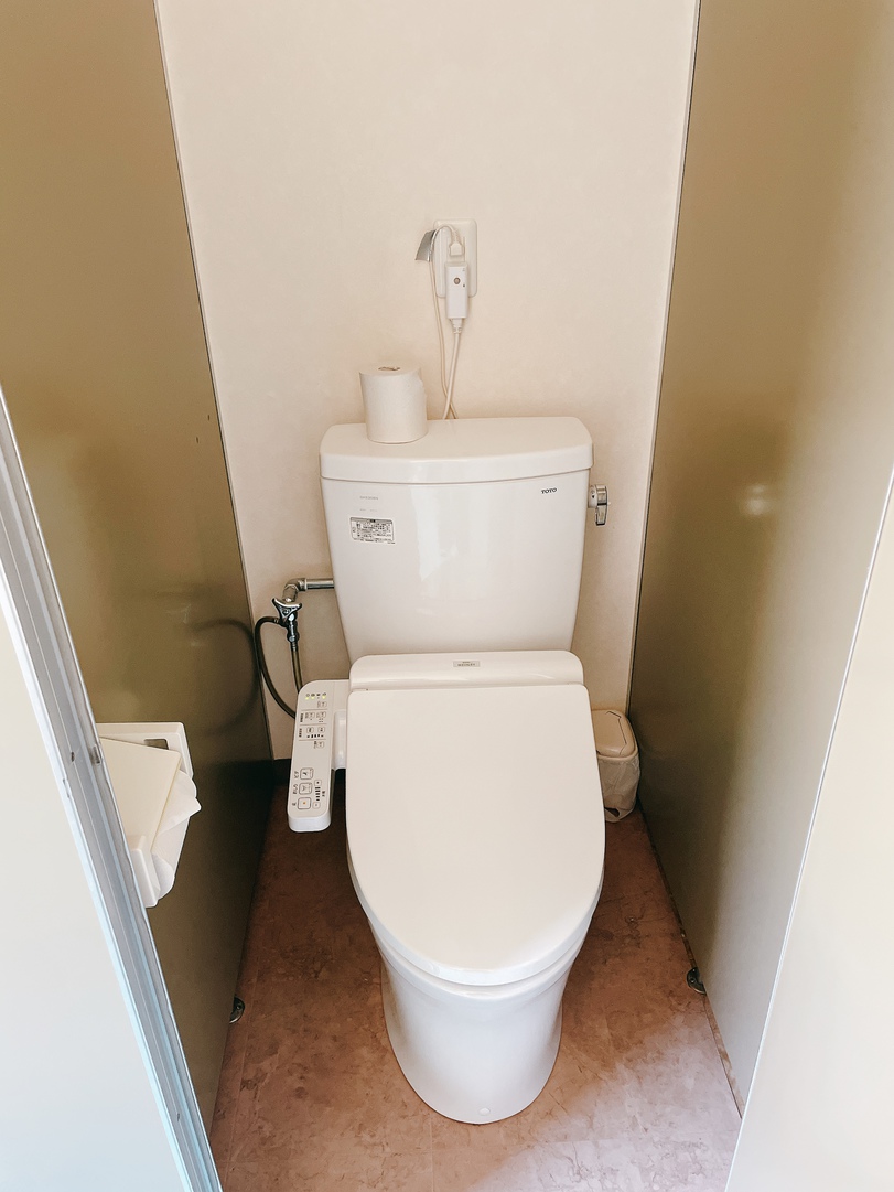 1階トイレ男女共用