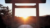 伊勢神宮内宮までお車で約40分