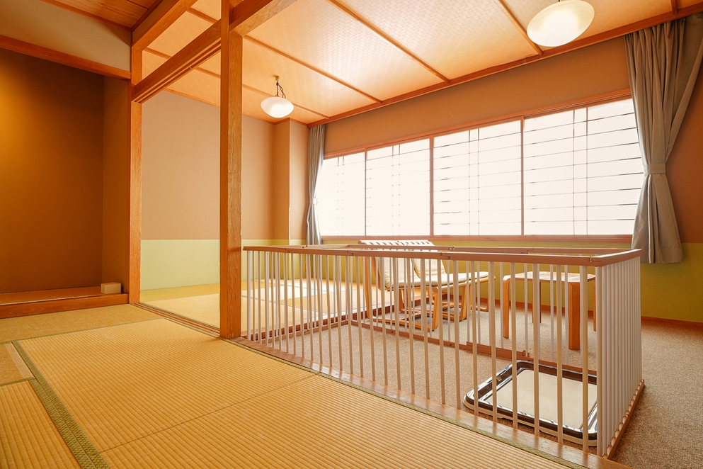 ペット専用大きめのゲージ付わんちゃんものびのび寛げます♪わんちゃんはお部屋の中では自由に過ごせます