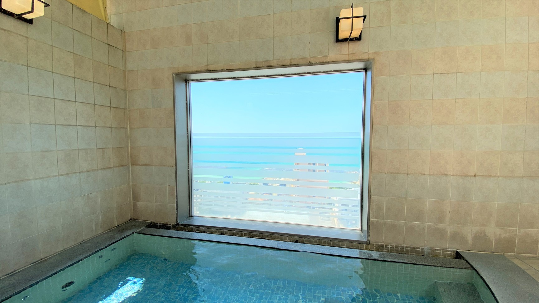 男性大浴場③