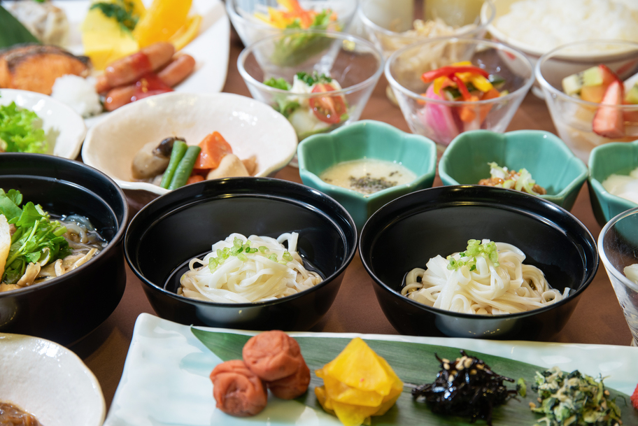 朝食バイキング（イメージ）