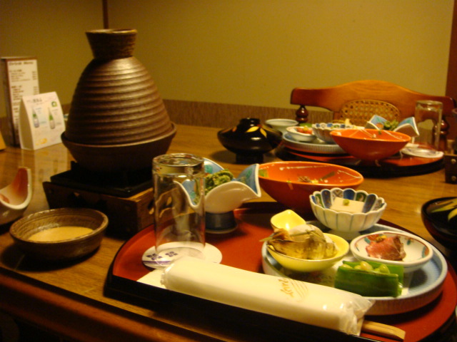 タジン鍋を使った料理の一例。