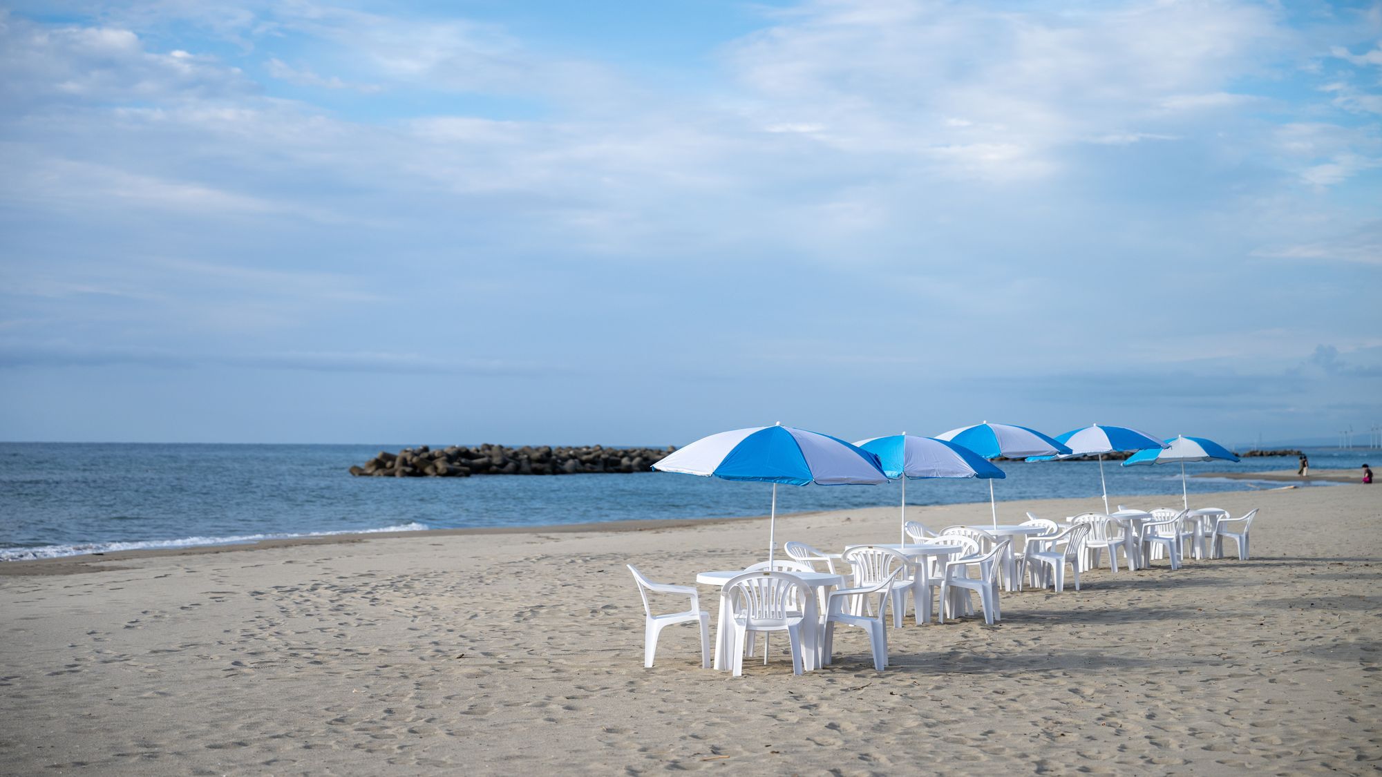 パラソル無料貸出しは、夏季期間の当館ご宿泊者様特典！