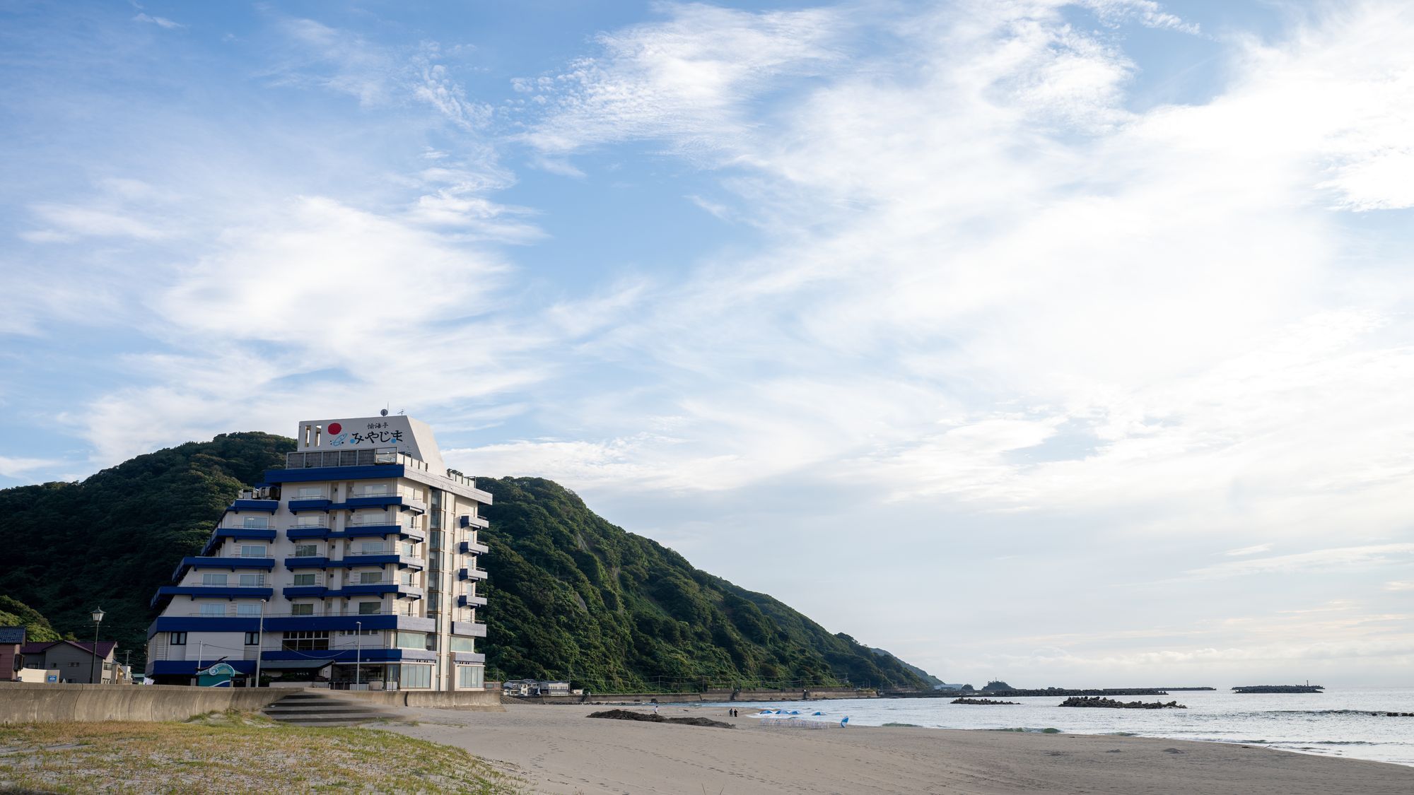 砂浜散歩でスローな時間も♪