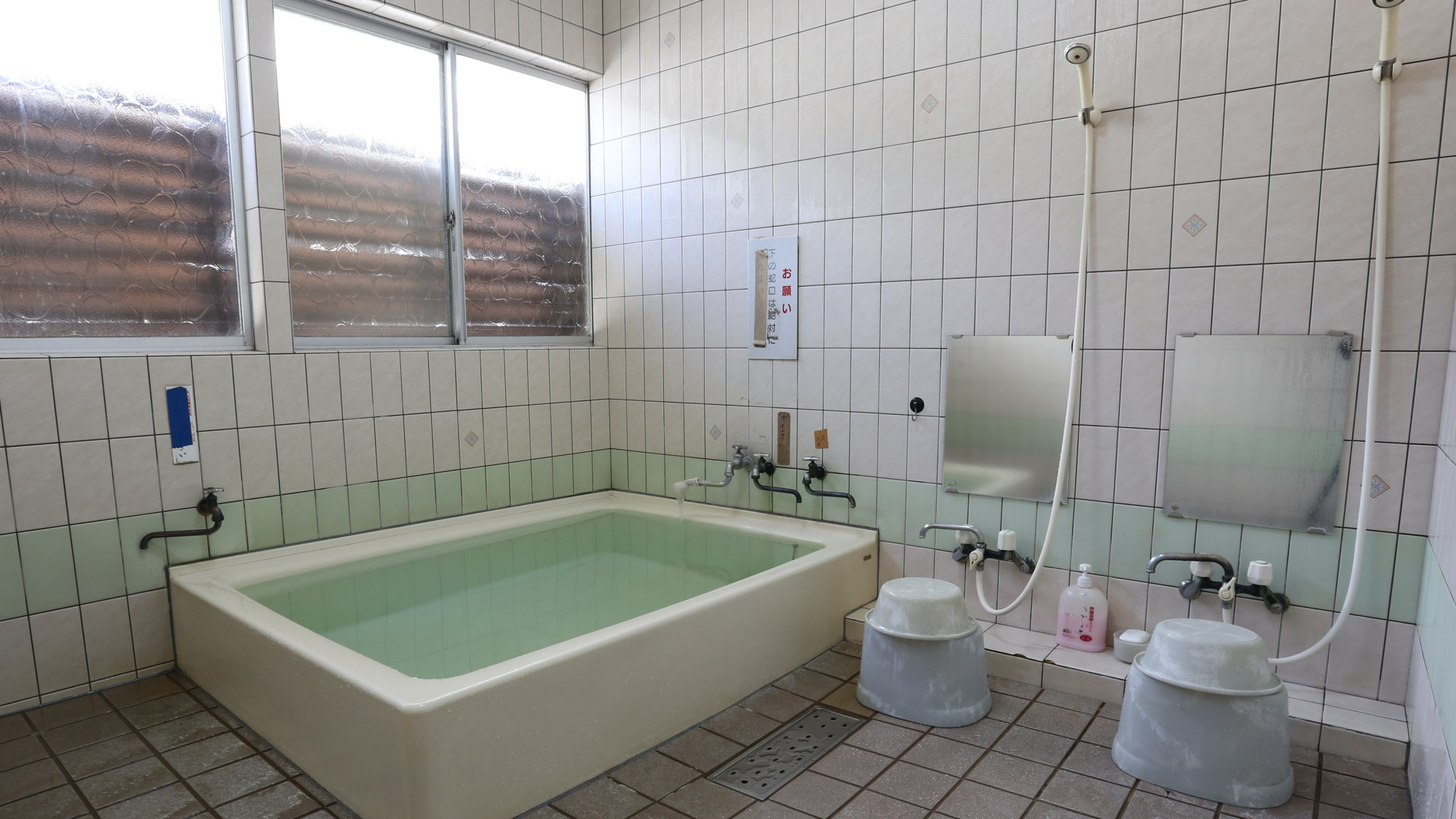 *【男湯大浴場】男女各1か所完備24時間入浴ＯＫ浴場のお湯は温泉ではございません