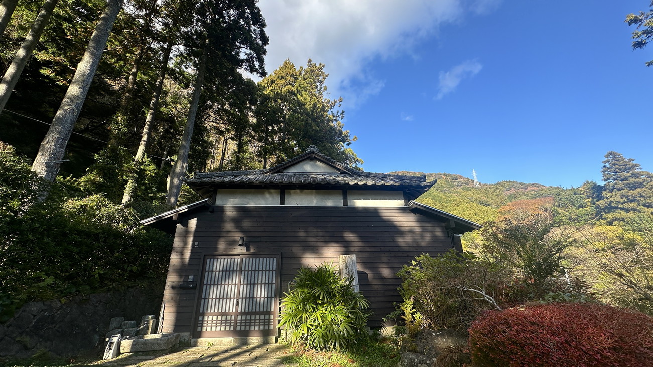 【別邸COCORO】本館から車10分／118平米半露天風呂・大庭園つき