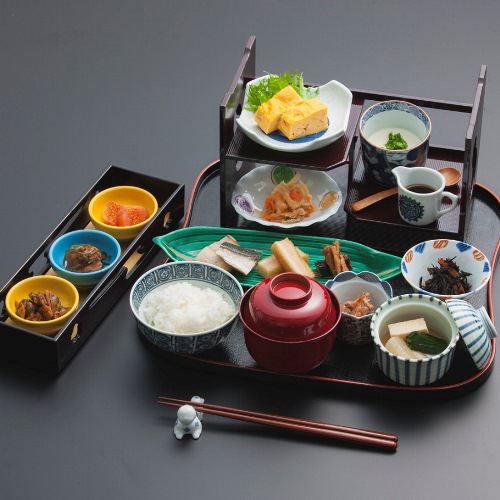 【朝食】お目覚めにホテル特製の和朝食をどうぞ
