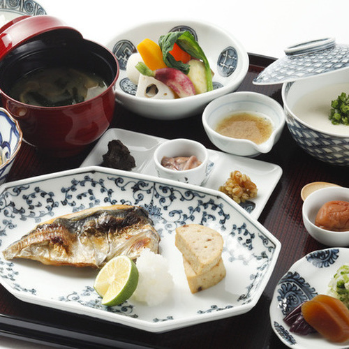 【食事/朝食】和食膳（料理一例）