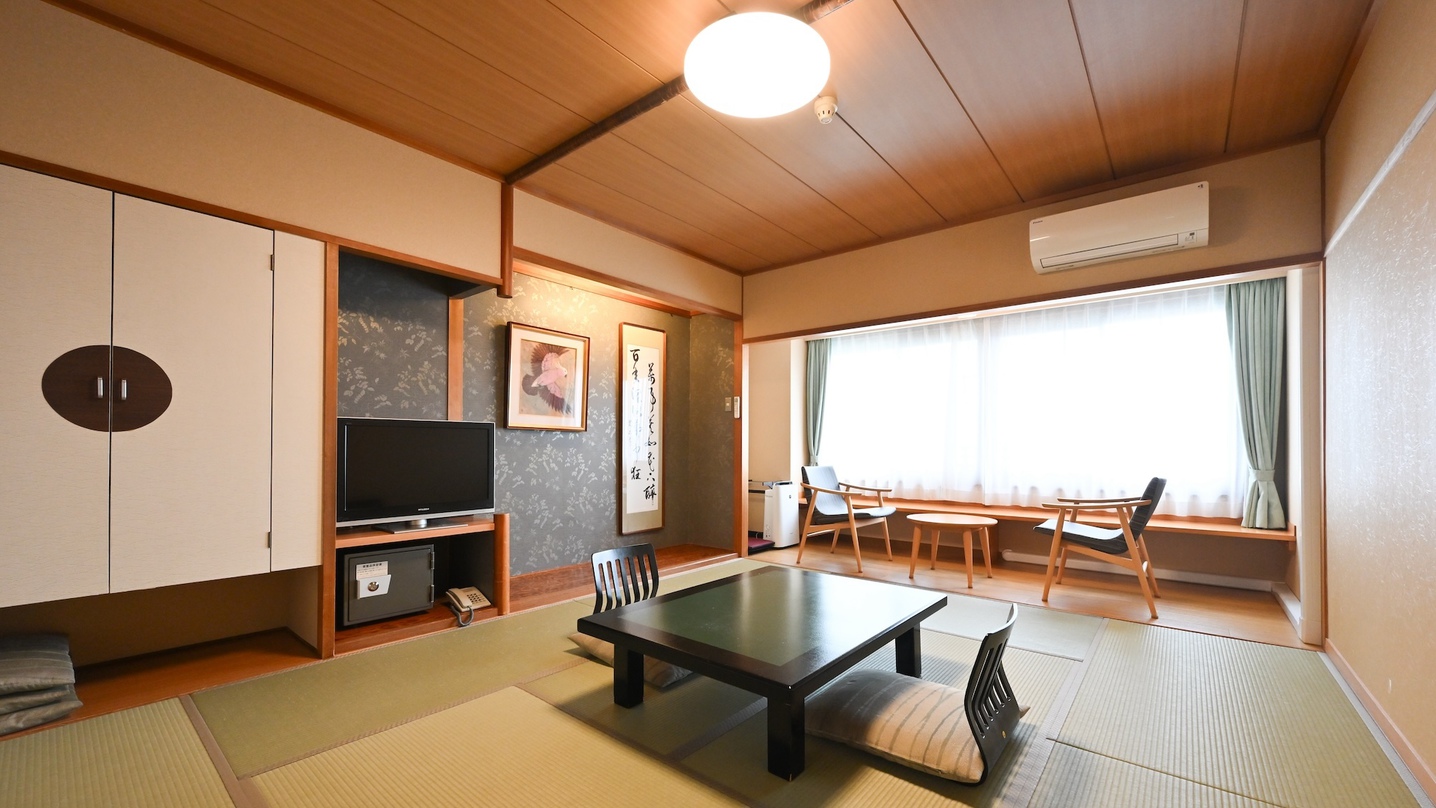 こだまの間（和室）美松館スタンダード。10畳〜12畳の和室タイプです。