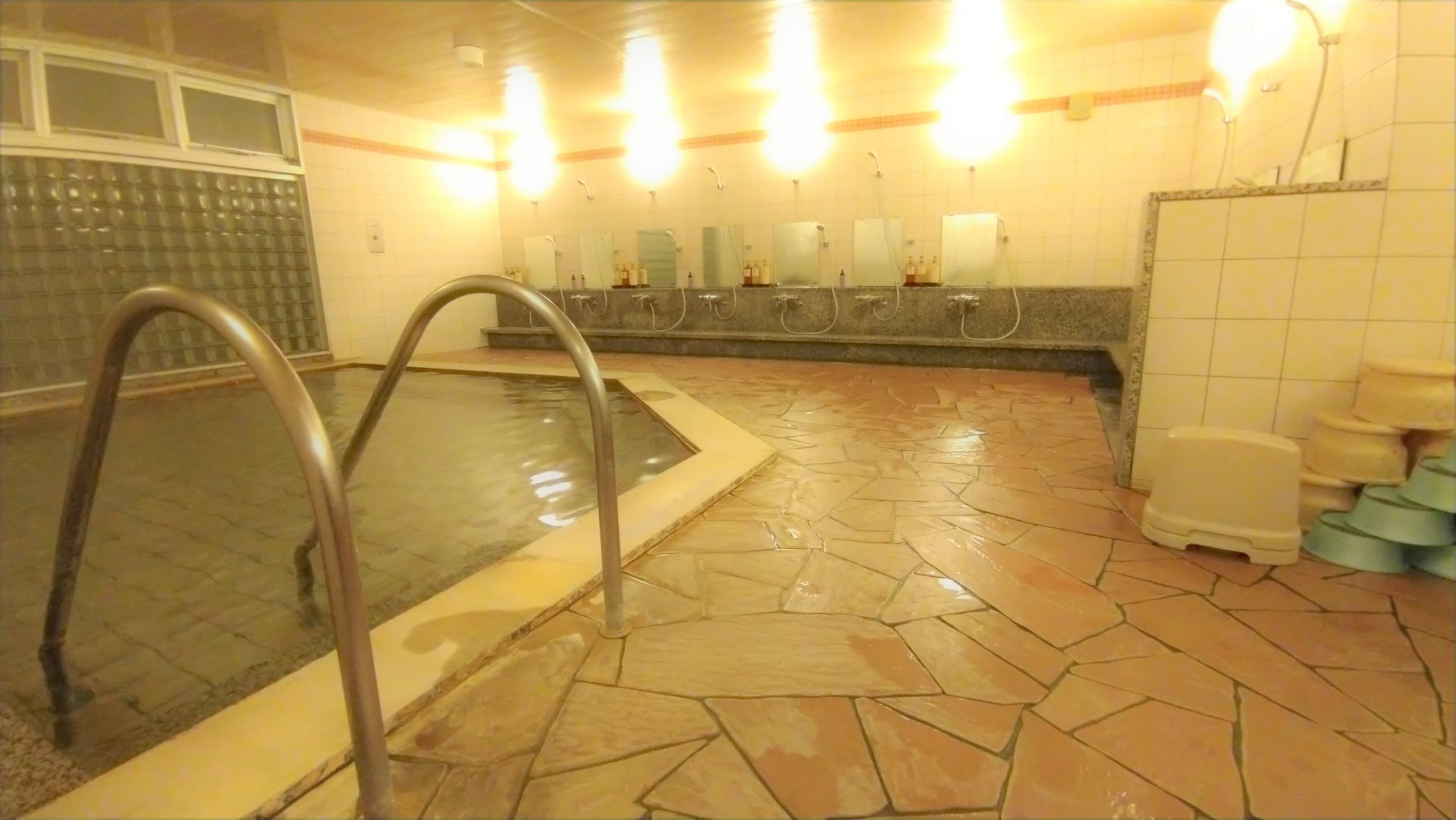 浴場：利尻富士温泉