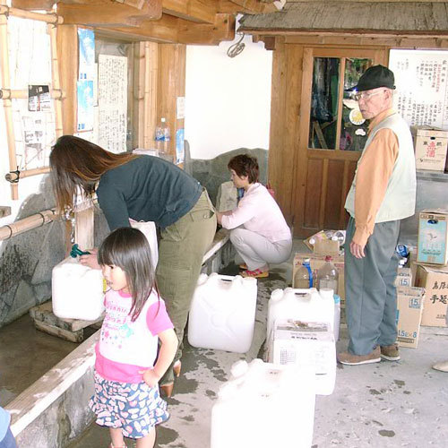 お湯汲み場