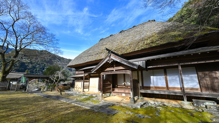 *【緒方家】壇ノ浦の戦いで敗れた平清経の子孫が約300年前に住んでいた屋敷を復元した観光施設です。