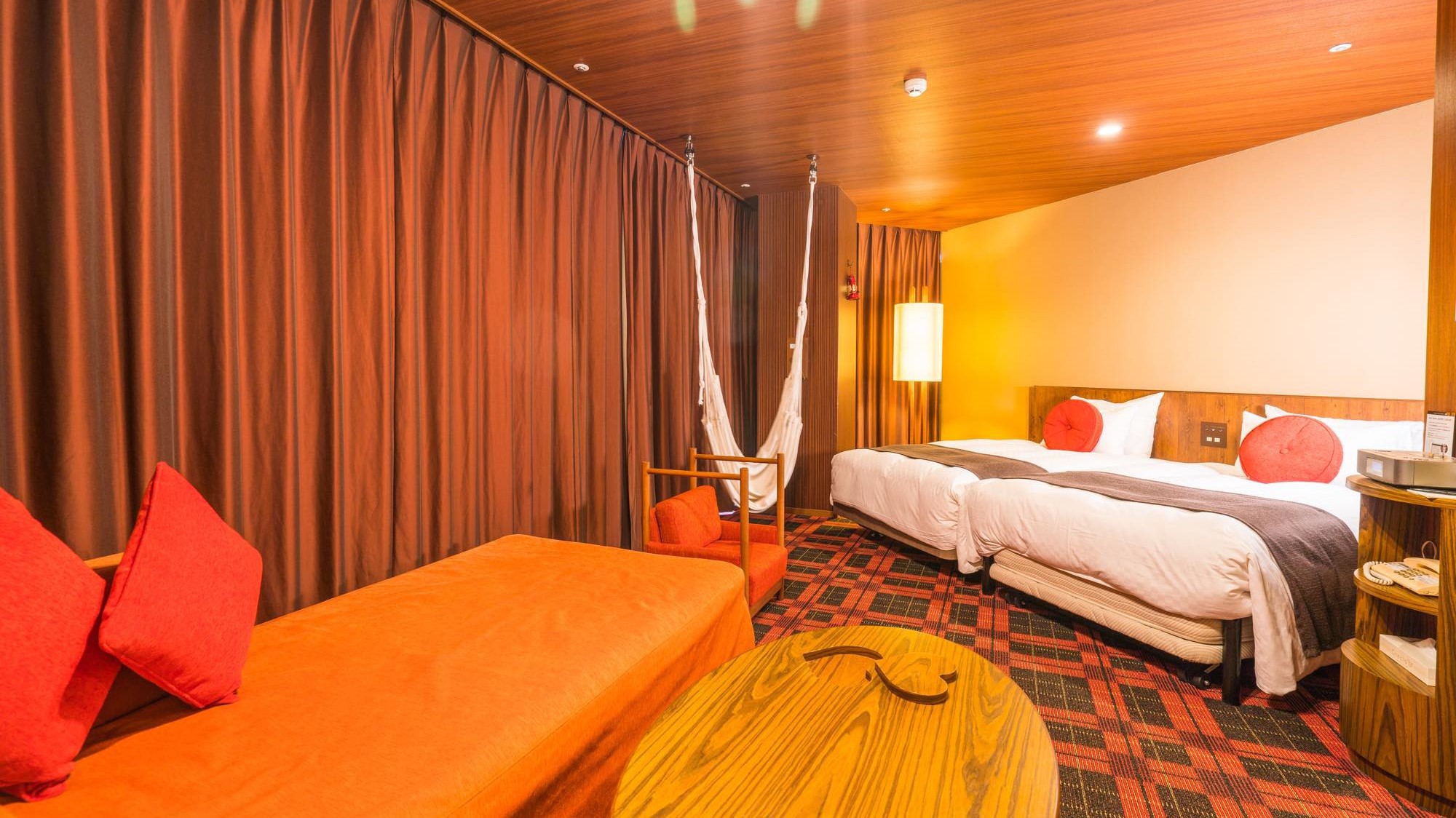 【21:00】扉の向こうは、安らぎと眠りが待つ秘密の場所。？