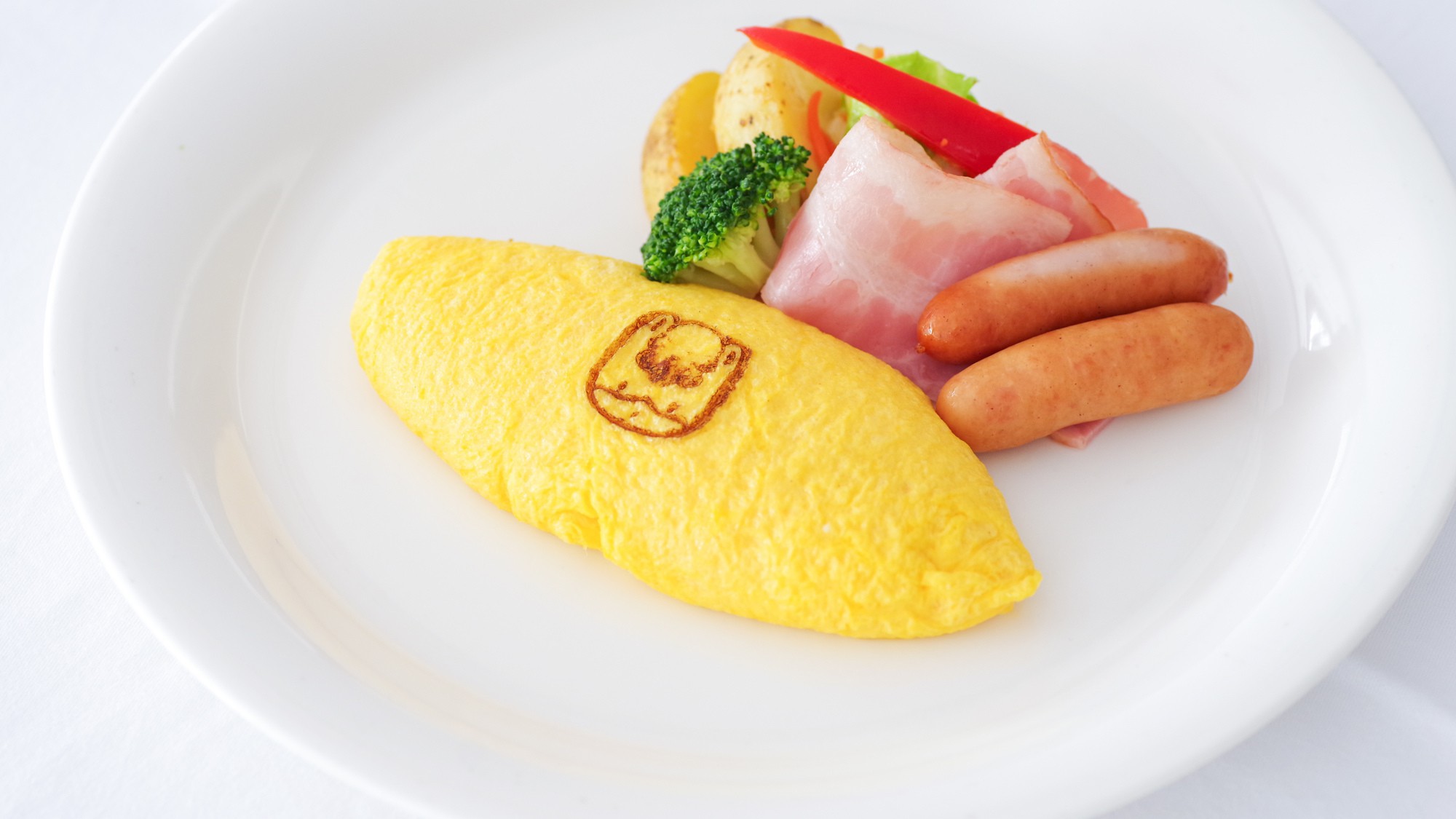 【モーニングブッフェ】目の前で焼き上げるフワトロのオムレツ《群馬県 ぐんまちゃん00293-02》