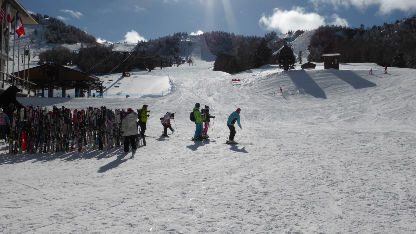 【周辺観光】藤原スキー場が車で約2分の好立地！
