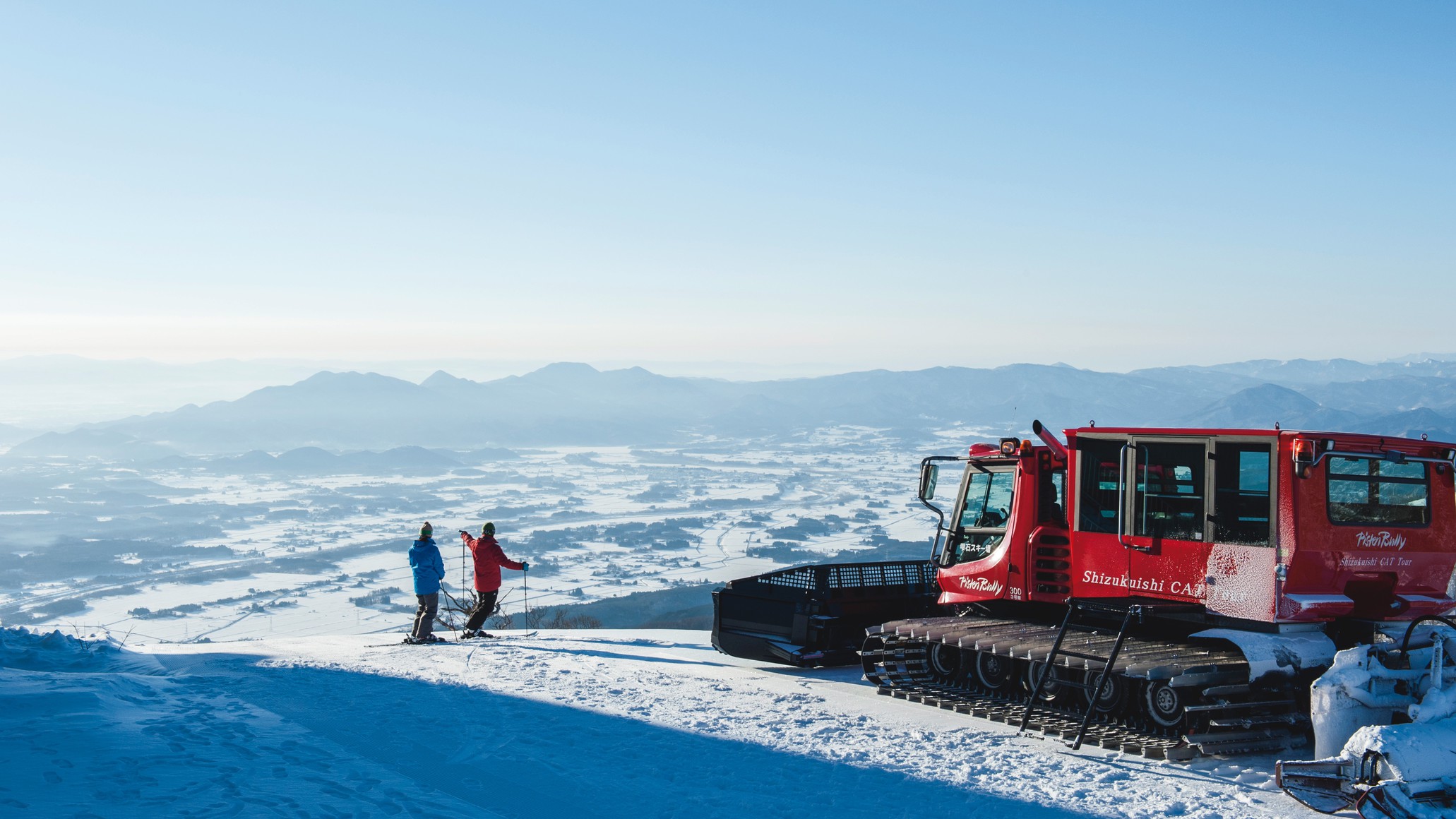 【雫石スキー場・CATツアー】一部のコースでは、パウダースキーツアーを行っております。