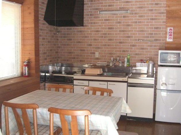 3〜4名用別荘 室内