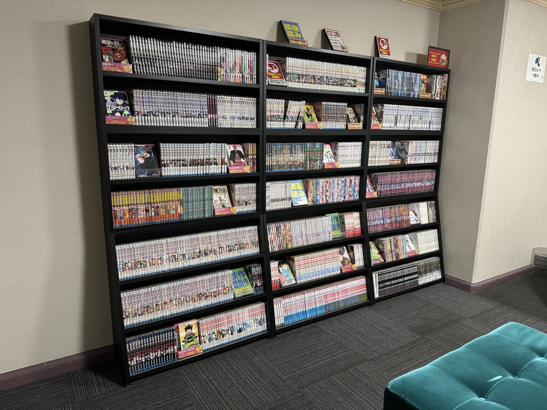 コミックコーナー （コインランドリー室にあります）