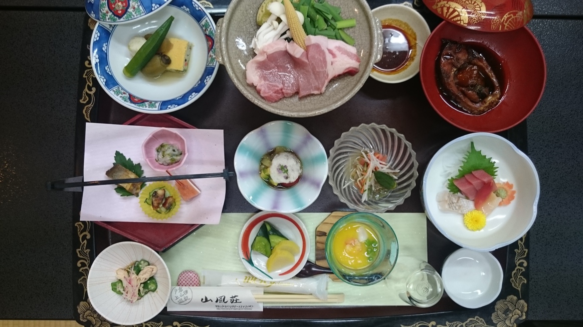 お料理全体）