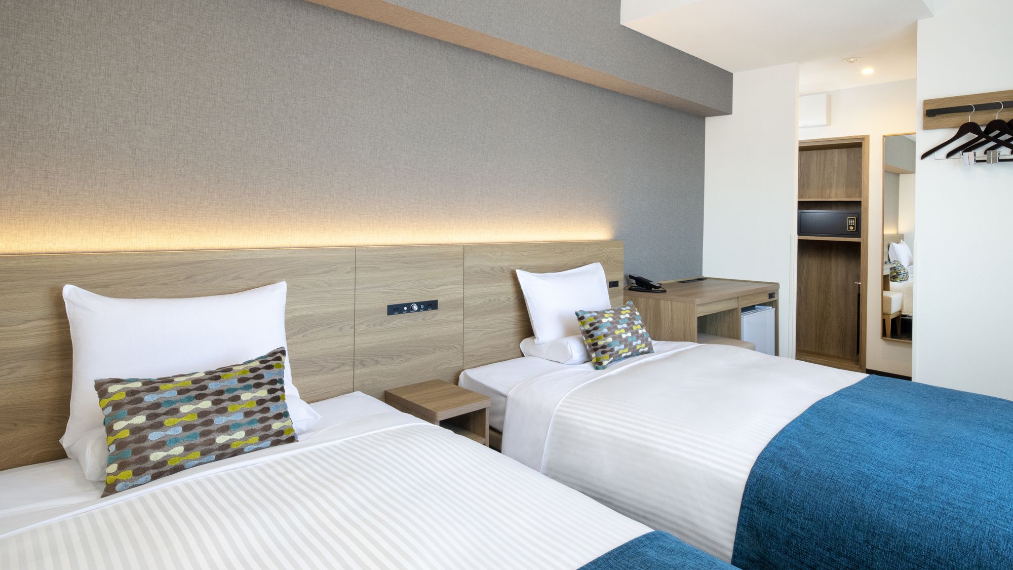 【禁煙】スーペリアツイン16㎡