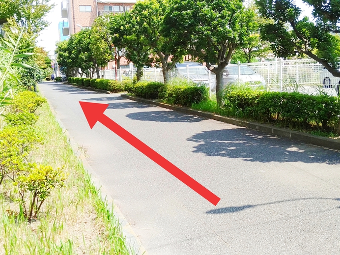 まっすぐ進みます