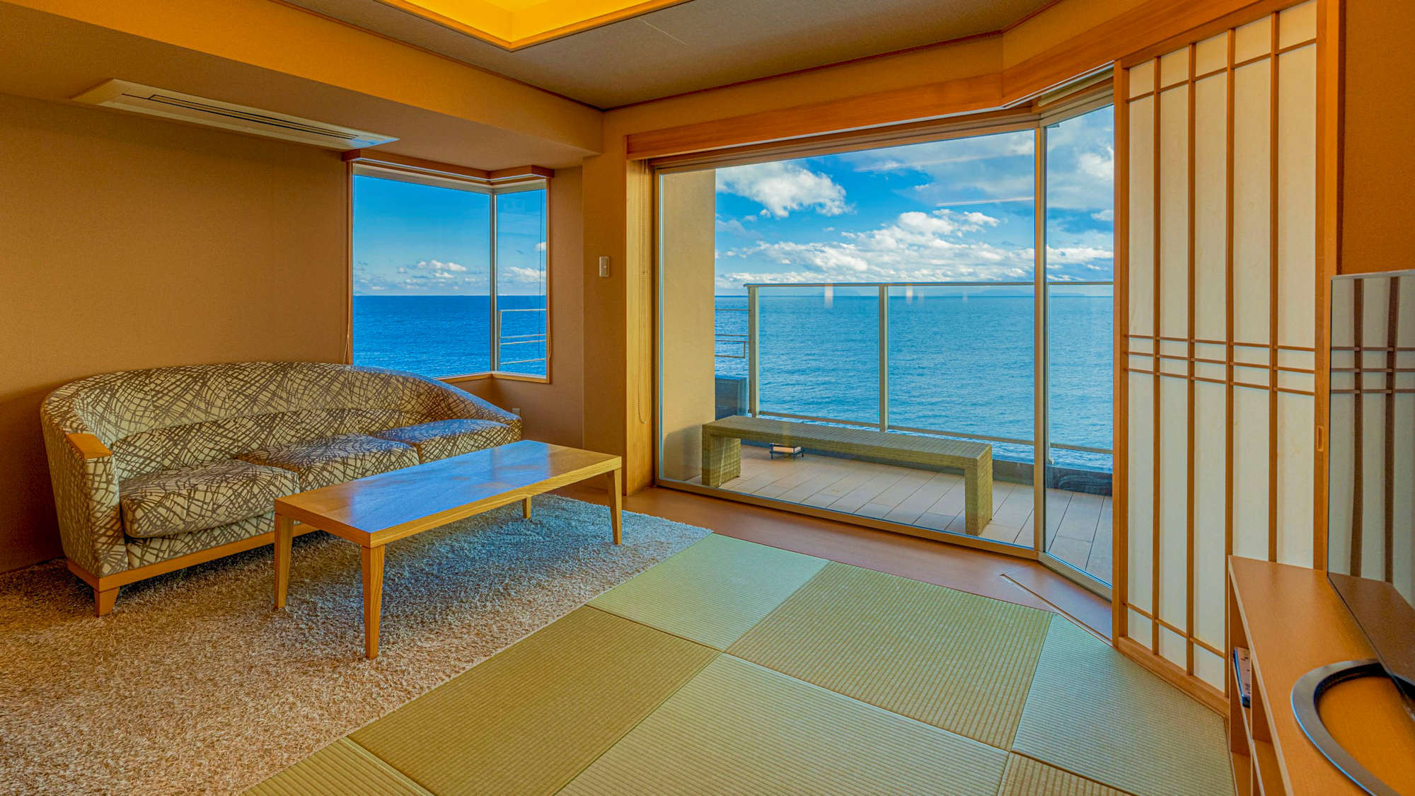 温泉掛流し露天風呂付絶景和モダン『星辰』