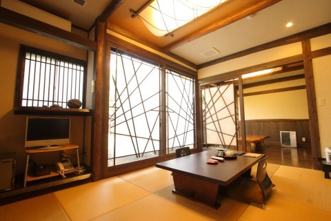 Gokuraku Onsen Takumi no Yado Ideally located in the Takaharu area, Gokuraku Onsen Takumi no Yado promises a relaxing and wonderful visit. The property has everything you need for a comfortable stay. Facilities like fax or photo c