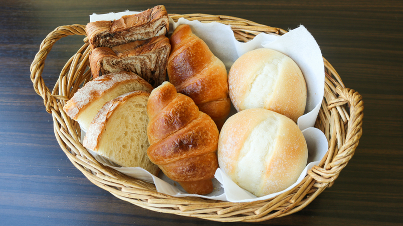 【無料朝食サービス】パン集合